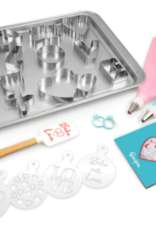 Handstand Kitchen Bake with Love Deluxe Cookie Decorating Set
