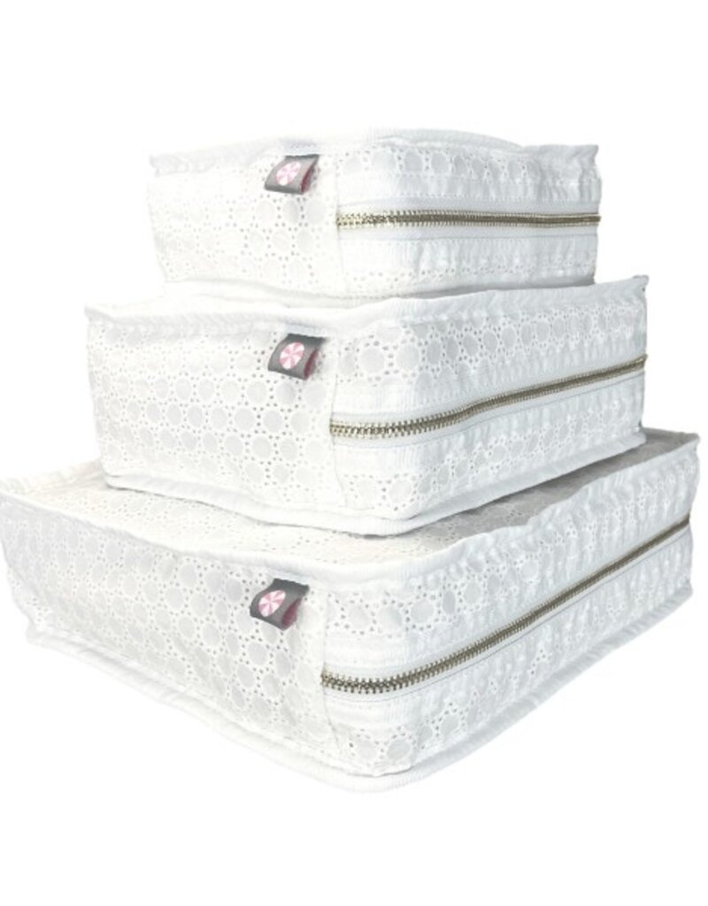 Mint Eyelet Love You Stacking Set