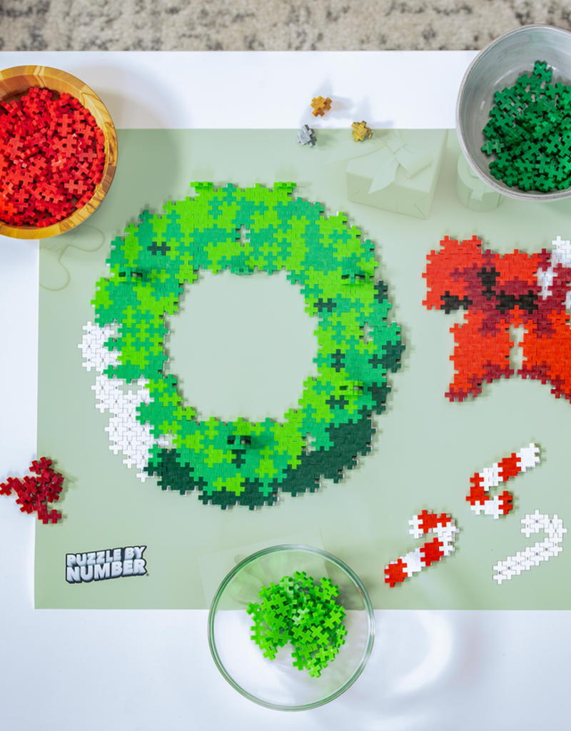 Plus-Plus Plus Puzzle by Number Wreath