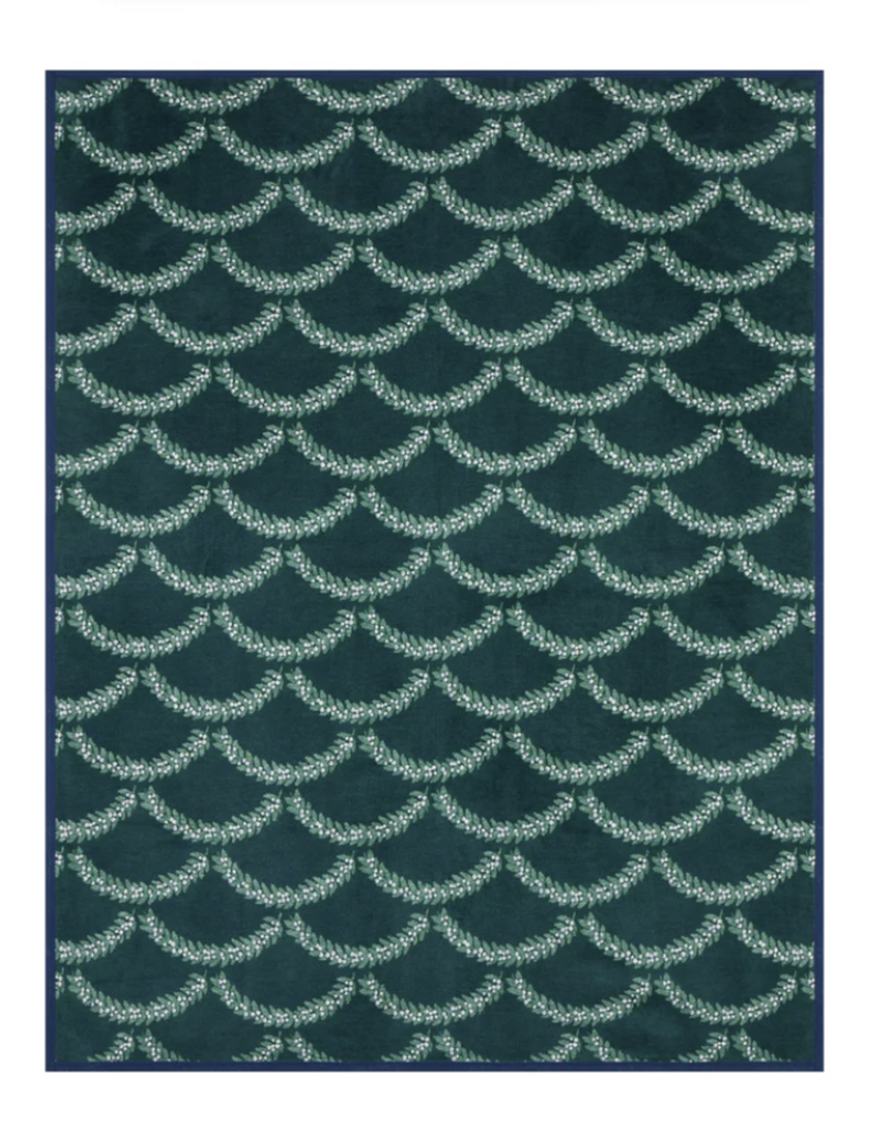 ChappyWrap Mistletoe Branches Blanket