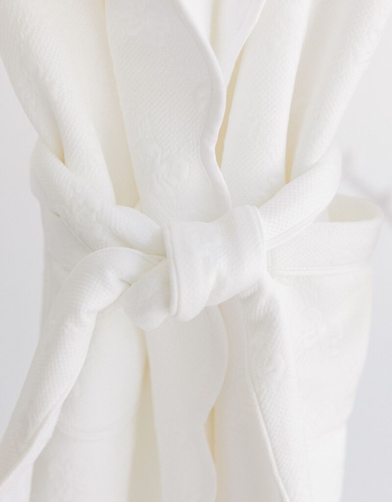 Terry Tots Bathrobe White Jacquard Bows w/Scallop Edge