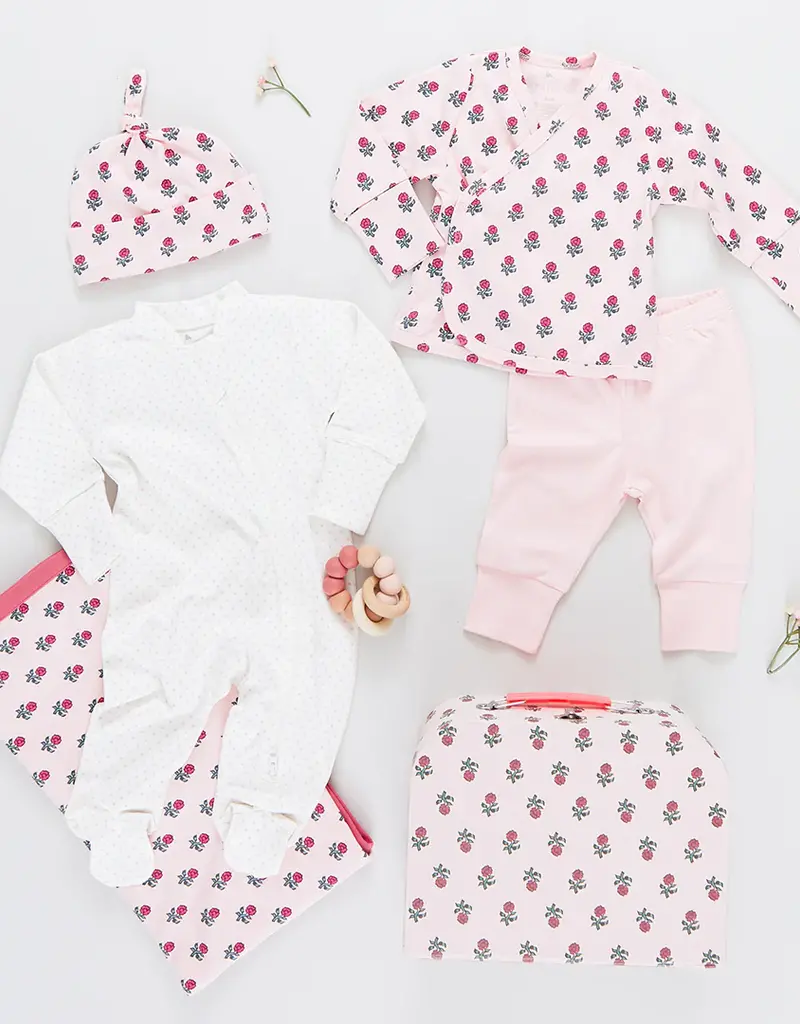 Pink Chicken nesting box take home set lt pink tiny flower