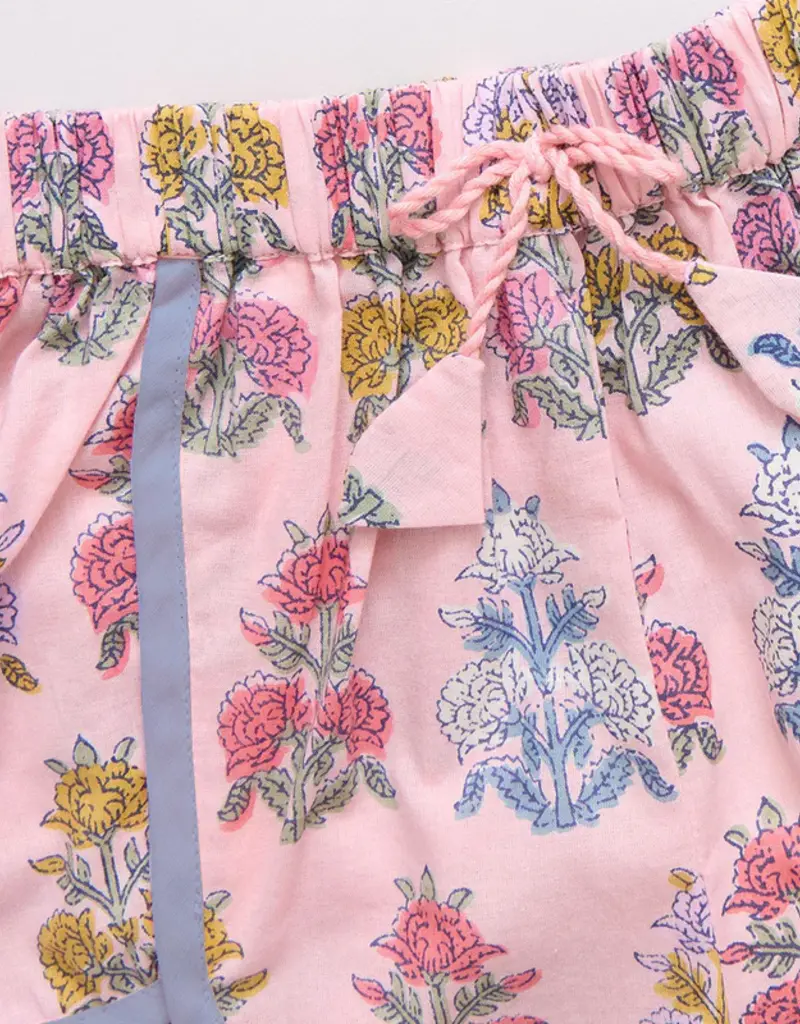 Pink Chicken millie short small pink flowerette