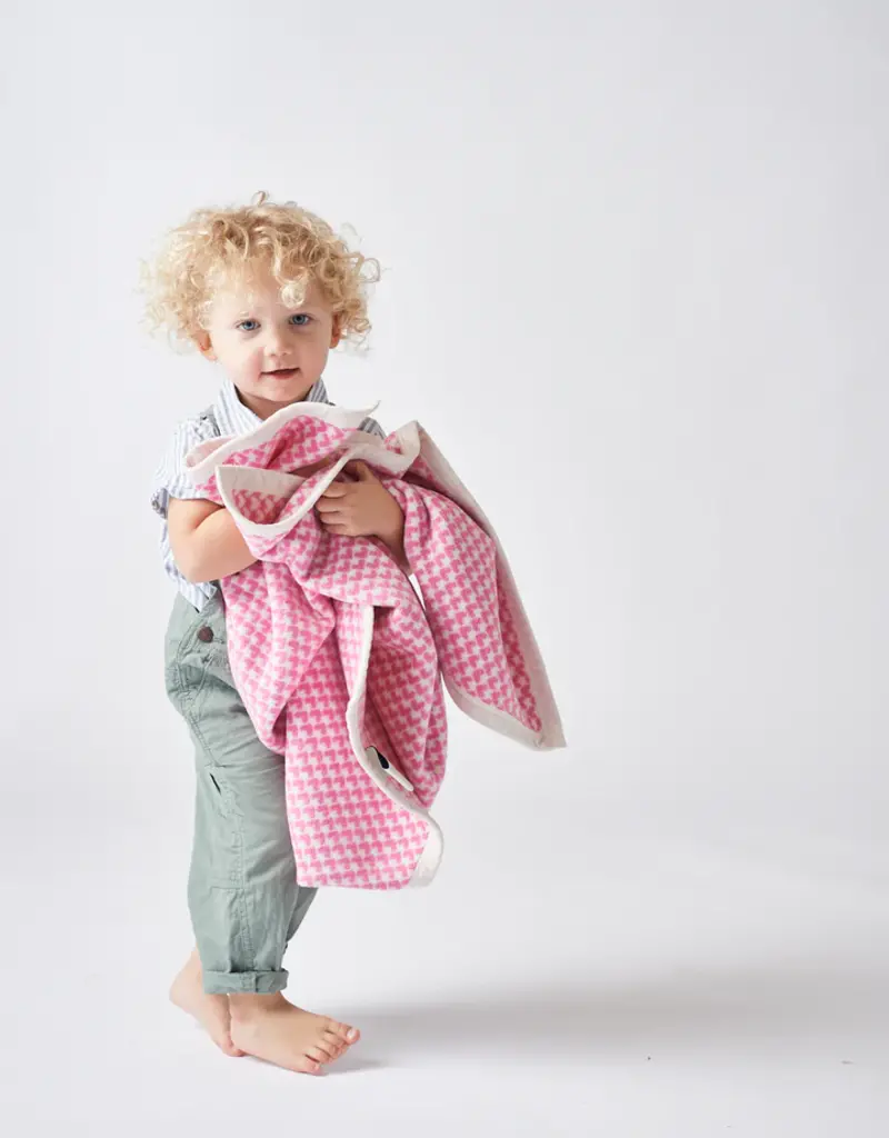 ChappyWrap All My Heart Bubblegum Mini Blanket
