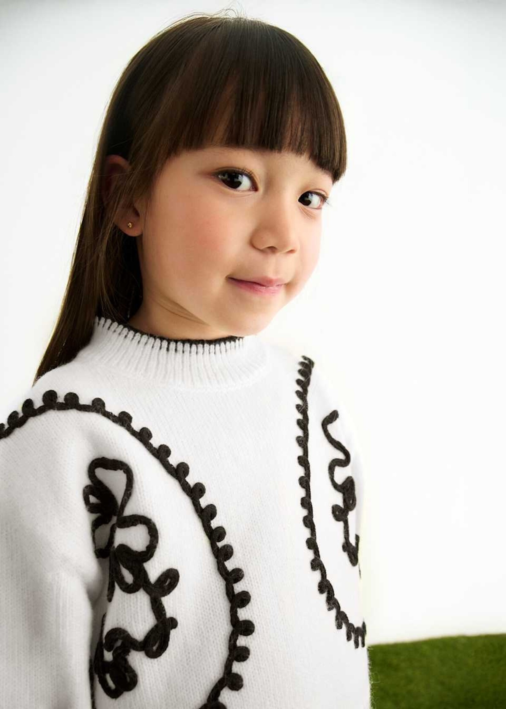 Abel & Lula White Sweater/Black Pant Set