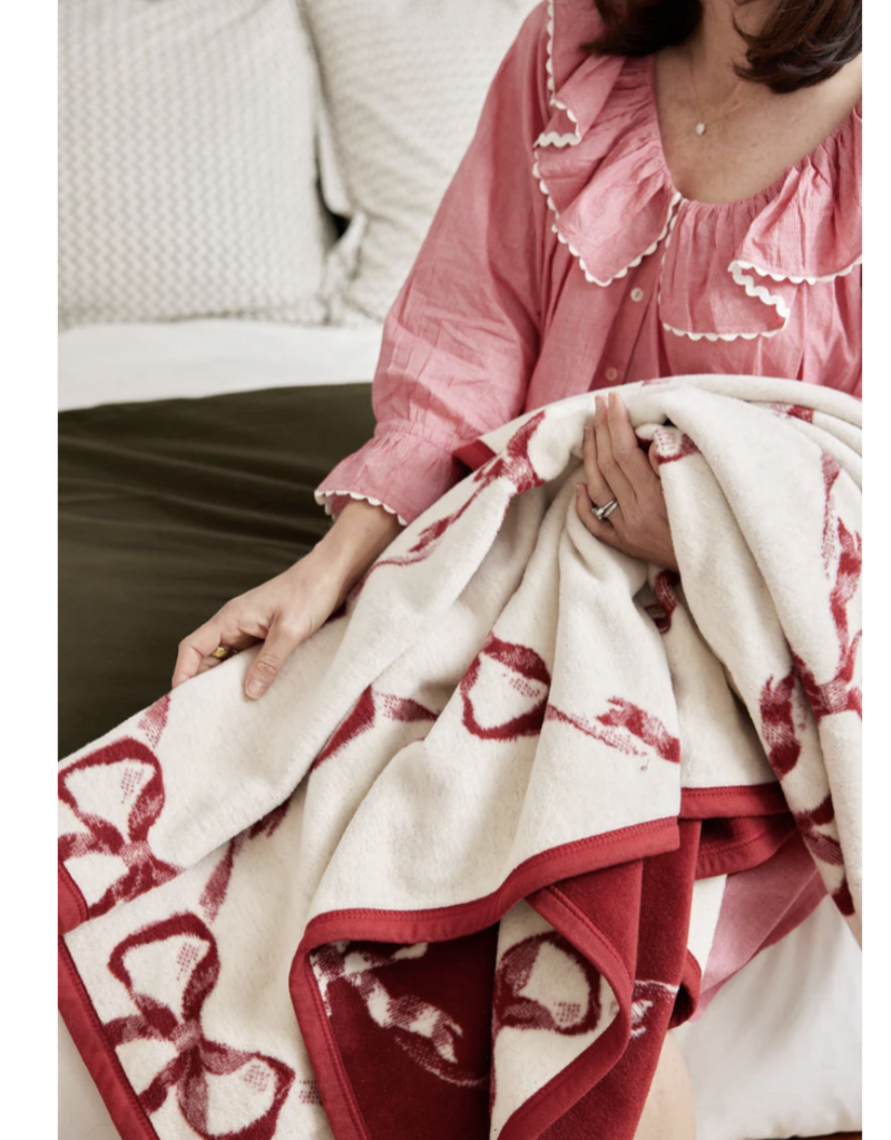 ChappyWrap December Bows Blanket