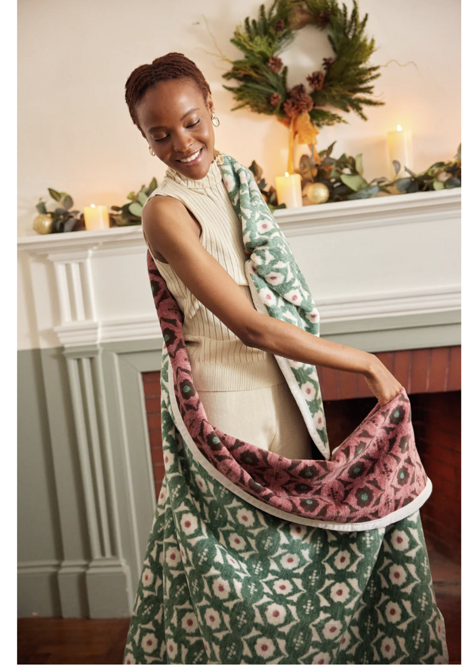 ChappyWrap Frances Floral Blanket