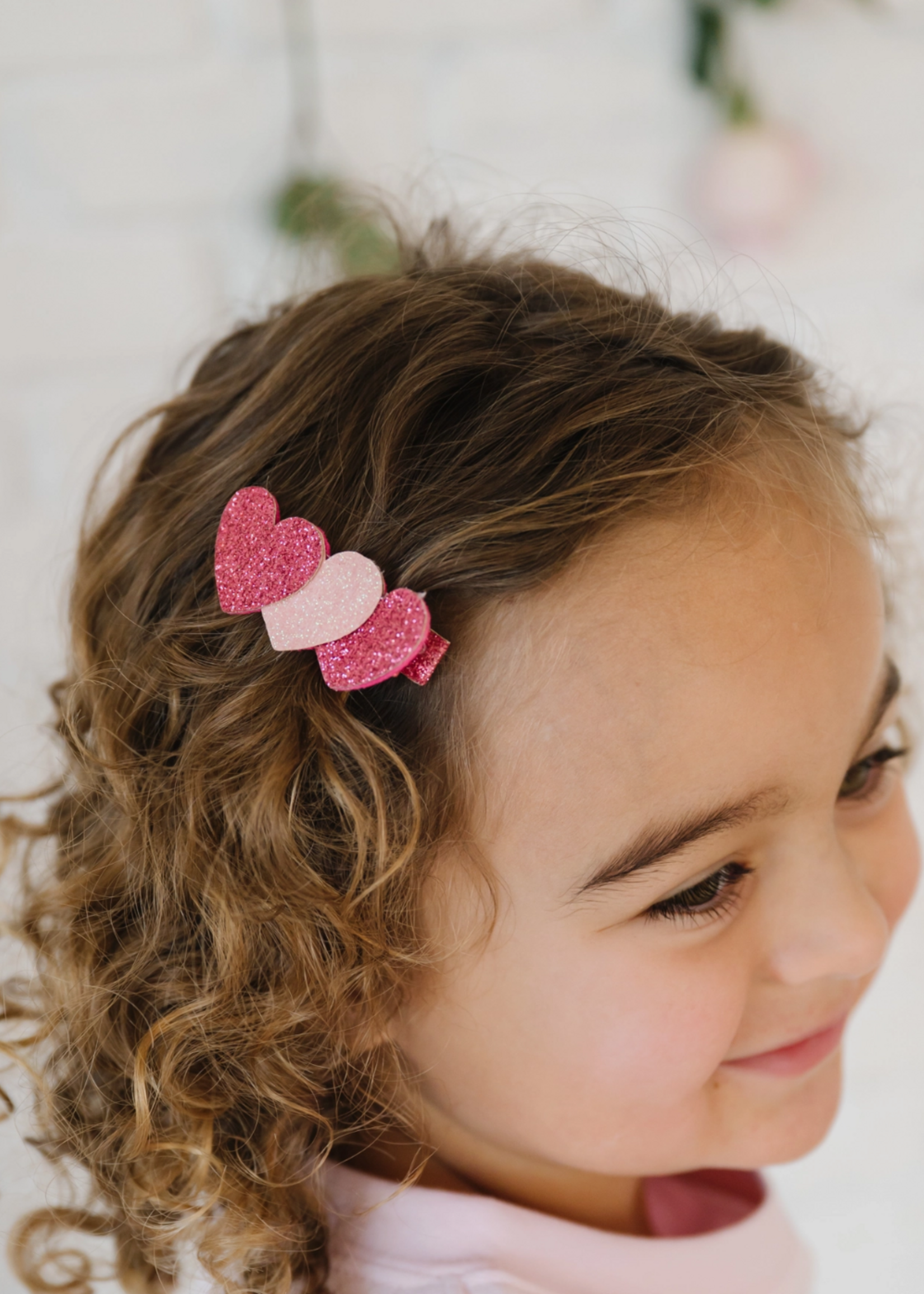 Sweet Wink Pink Sparkle Hearts Valentines Clip