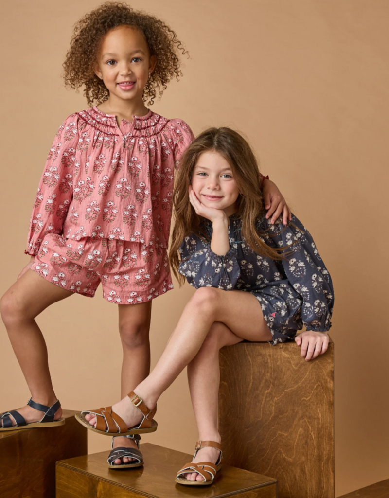 Pink Chicken Theodore Short Pink Strawflower