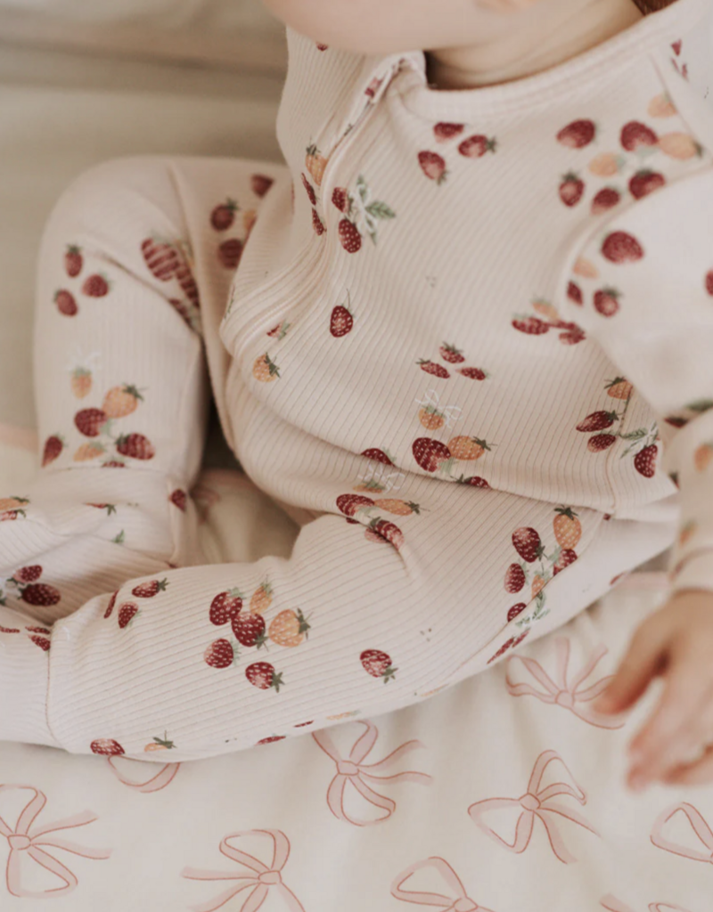 Petit Lem FOOTED SLEEPER KNIT LT PINK W/STRAWBERRIES