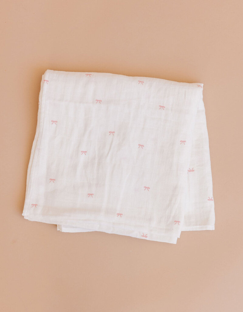 The Blueberry Hill Pink Bow Organic Muslin Blanket