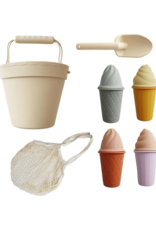 Marlowe & Co. Classic Retro Silicone Ice Cream Beach Set