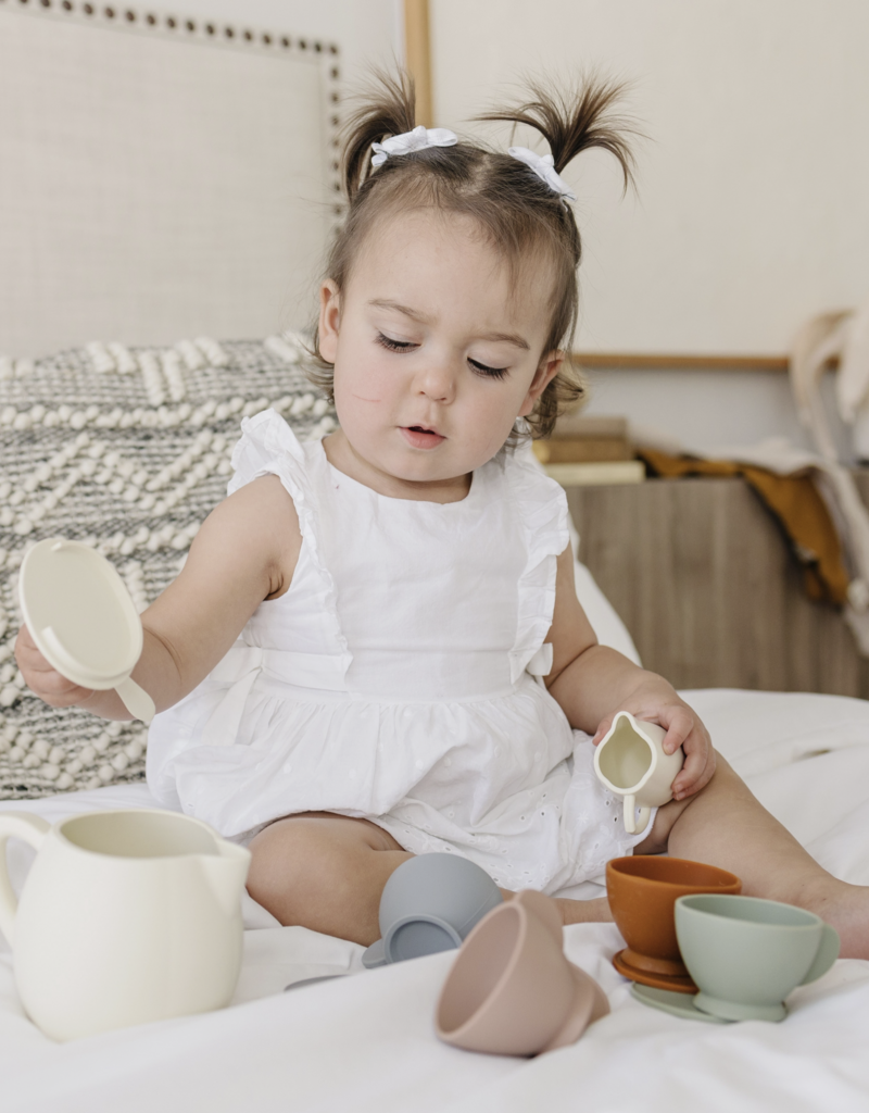 Marlowe & Co. Cream Multi Mix Silicone Tea Play Set