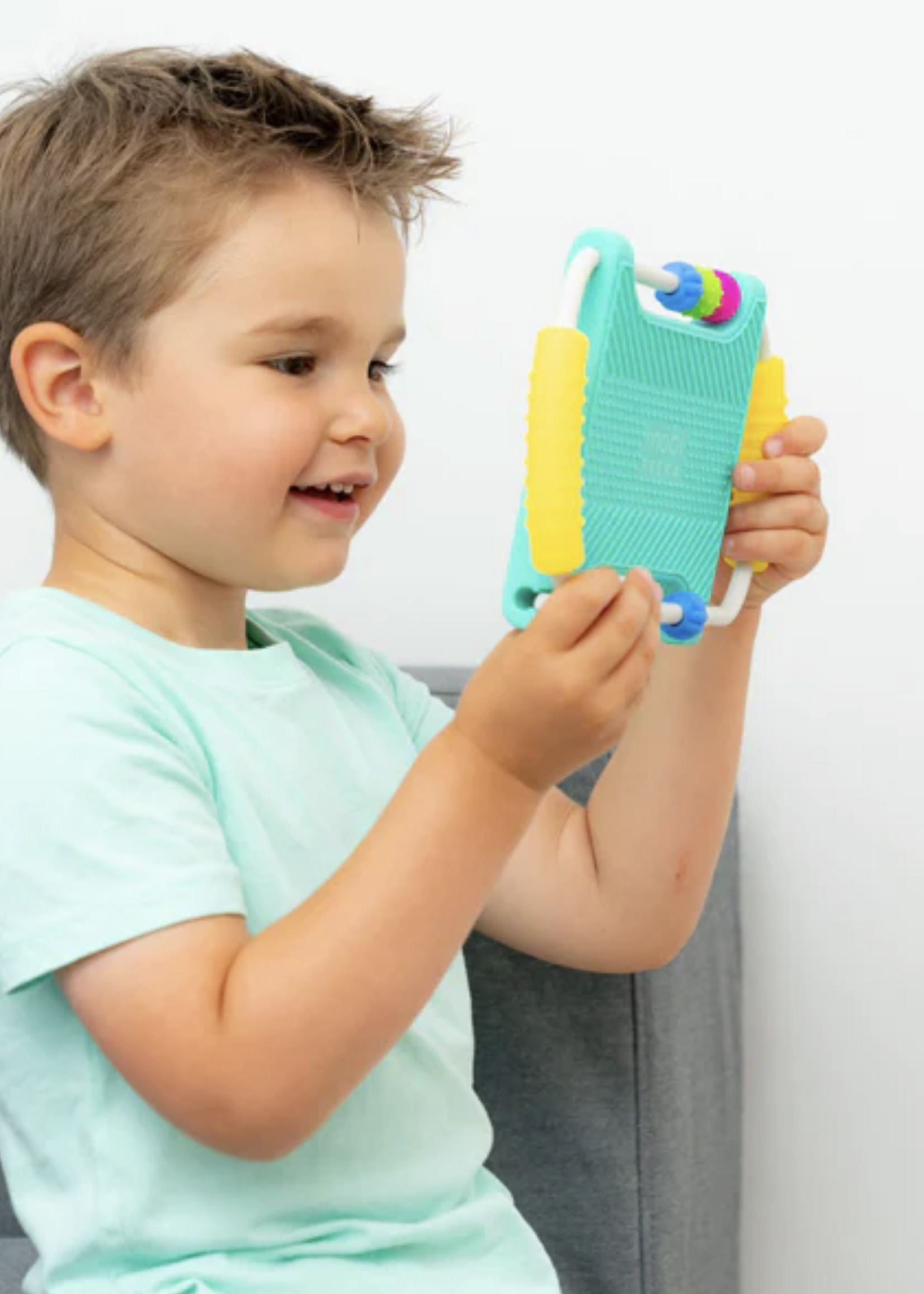 Mobi Games Peeka Developmental Mirror