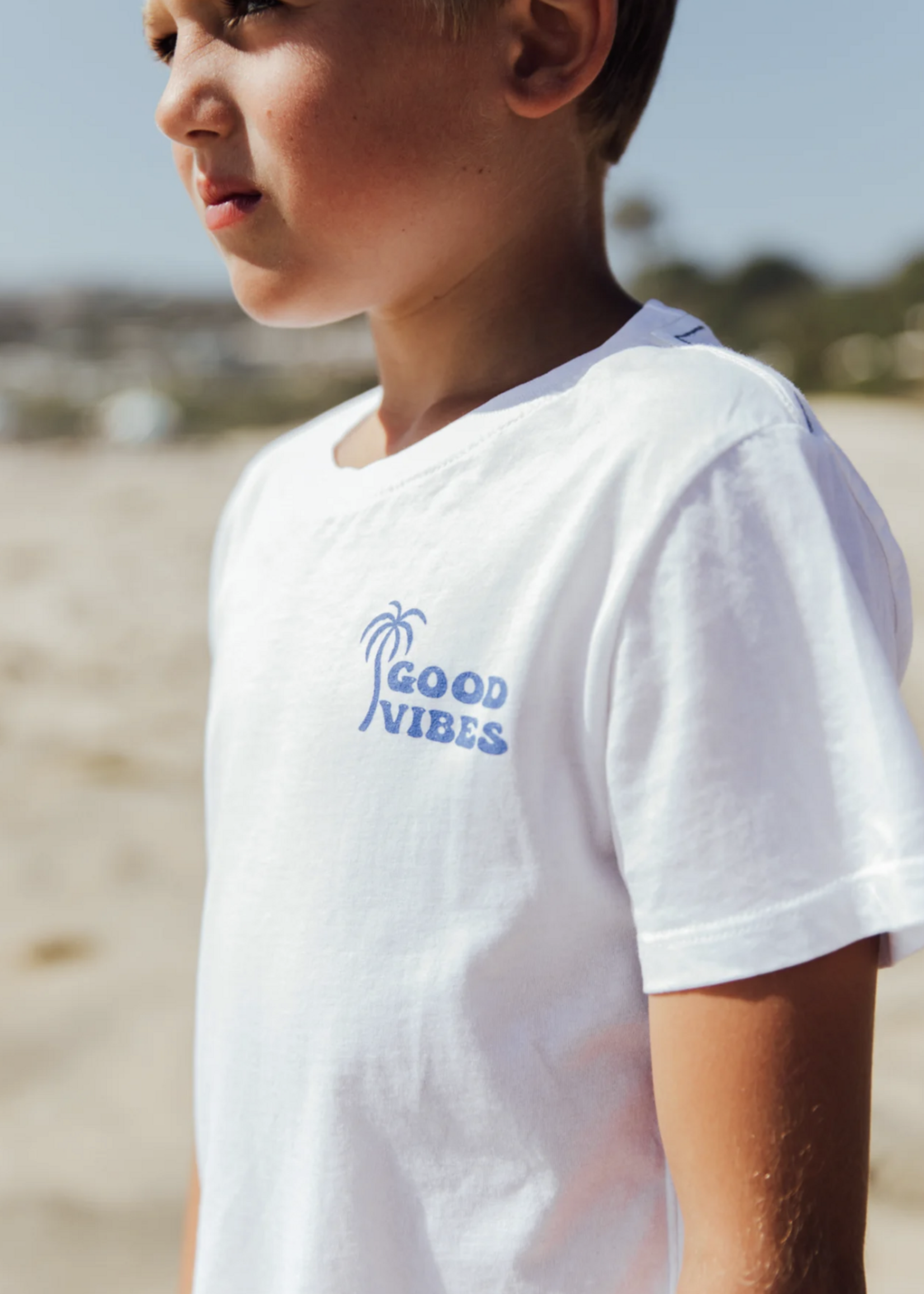 Feather 4 Arrow Vintage White Tee Surf Club