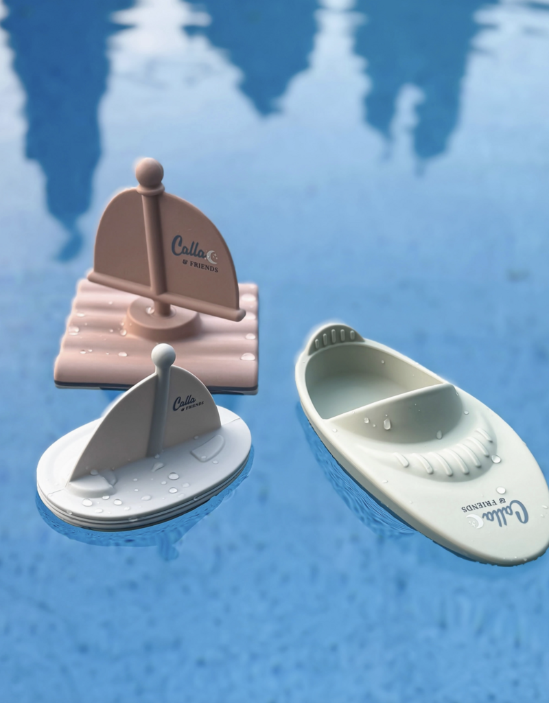 Calla & Friends Ryders Racing Bath Boats  Petal Pink