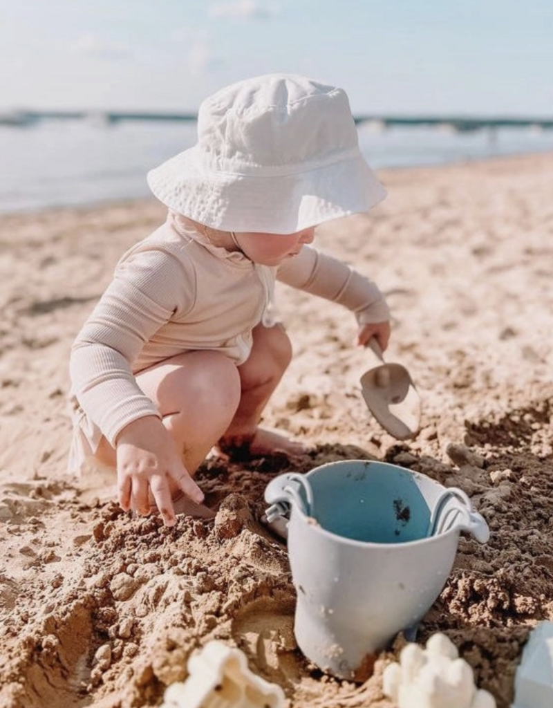 Calla & Friends Ellie Silicone Beach Toy Set