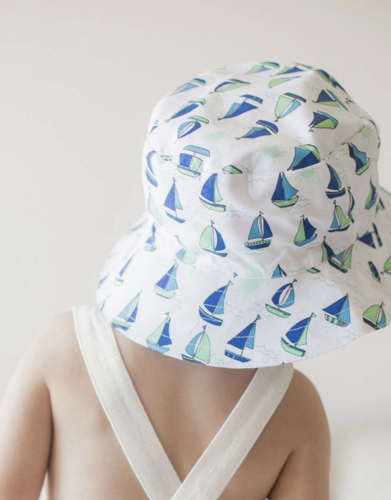Boating Bucket Hat w/Breakaway Strap
