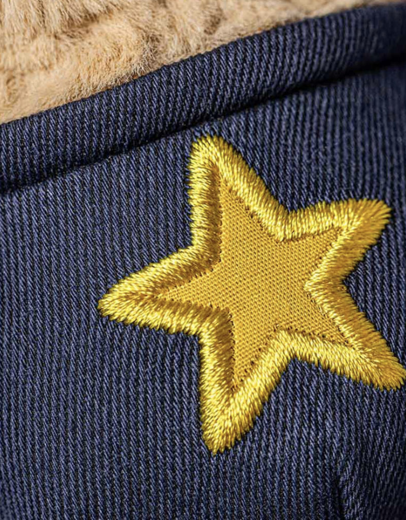 Jellycat Amuseables Peanut Star Student