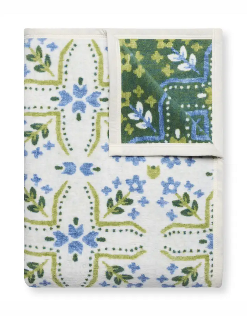ChappyWrap Farmhouse Flowers Blanket