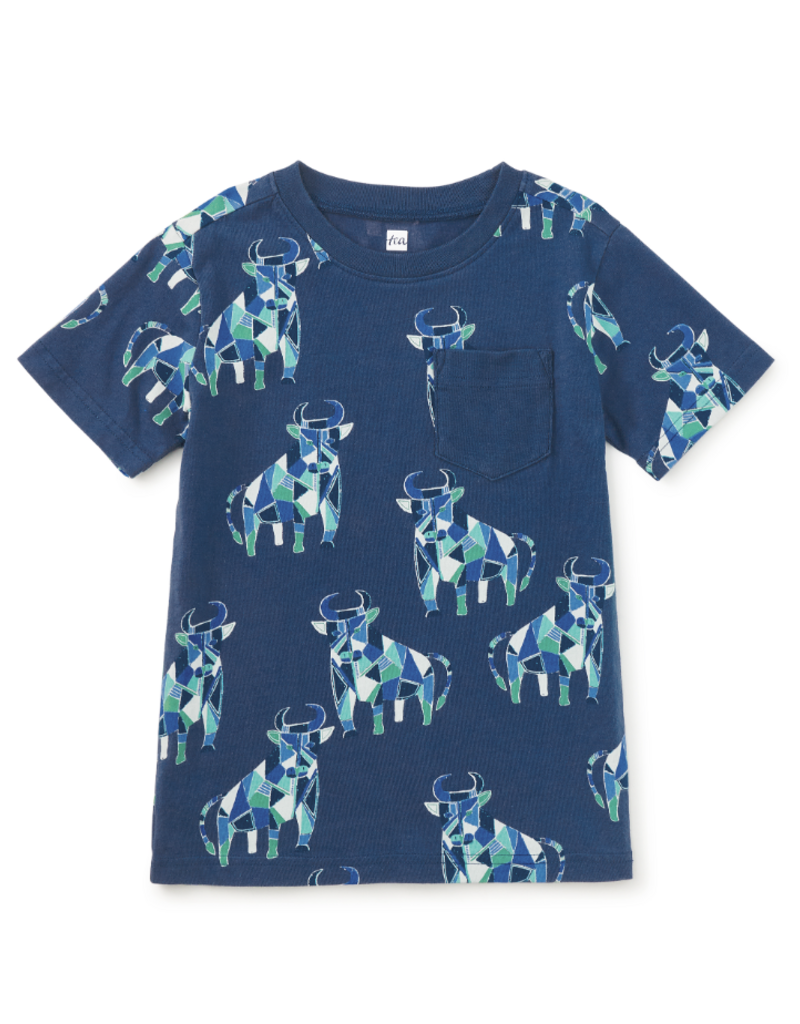Tea Collection PRINTED POCKET TEE PICASSOS TOROS