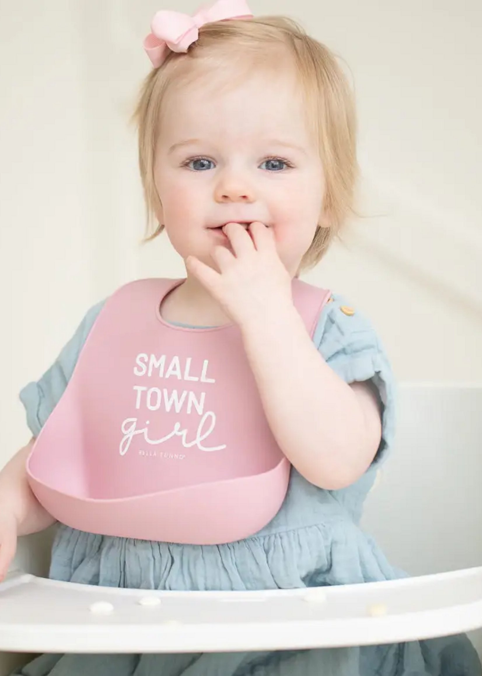 Bella Tunno Wonder Bib Small Town Girl