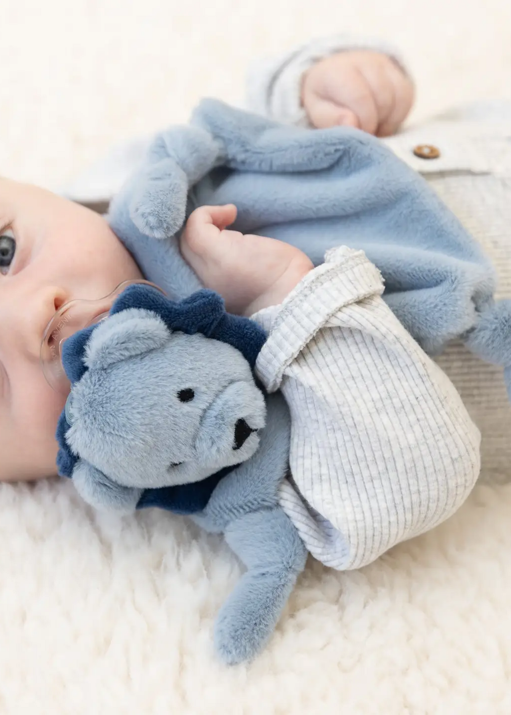 Bella Tunno Pacifier Buddy Leo Lion