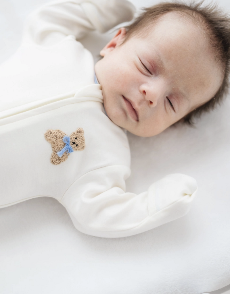 Magnolia Baby Bear Hugs Zip Footie Sky