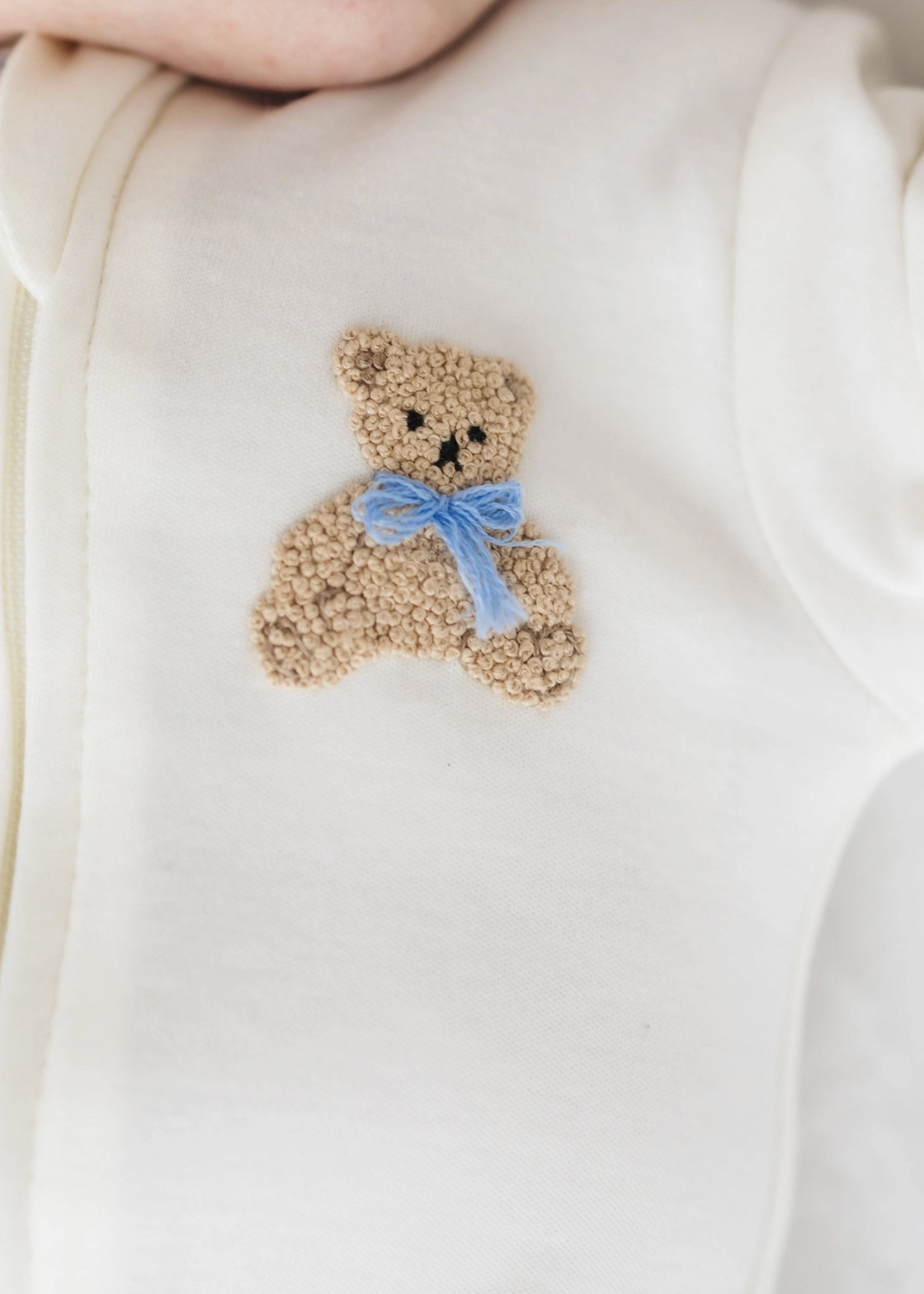 Magnolia Baby Bear Hugs Zip Footie Sky