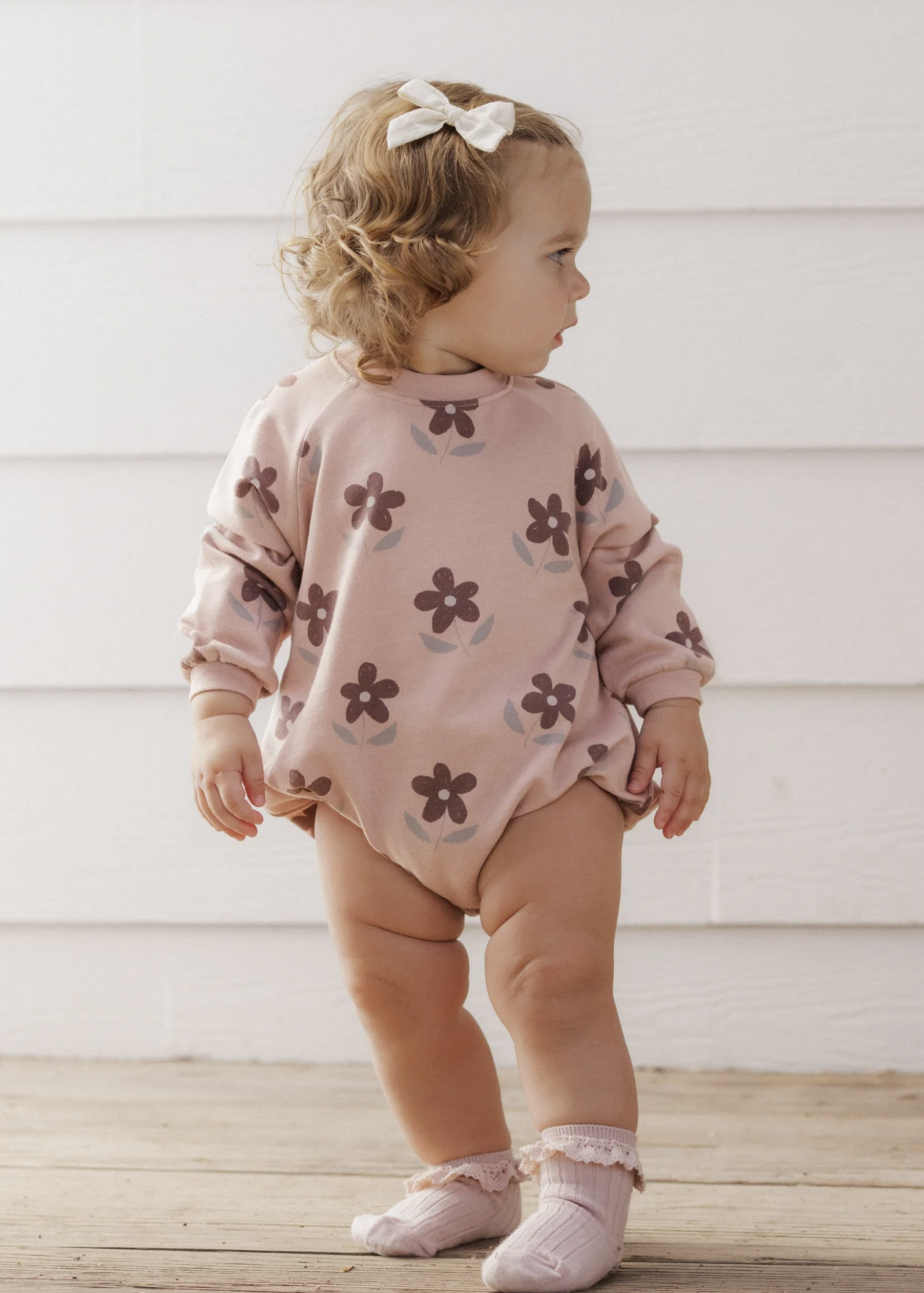 Rylee + Cru LLC CREW NECK ROMPER DAISY ROSEWOOD