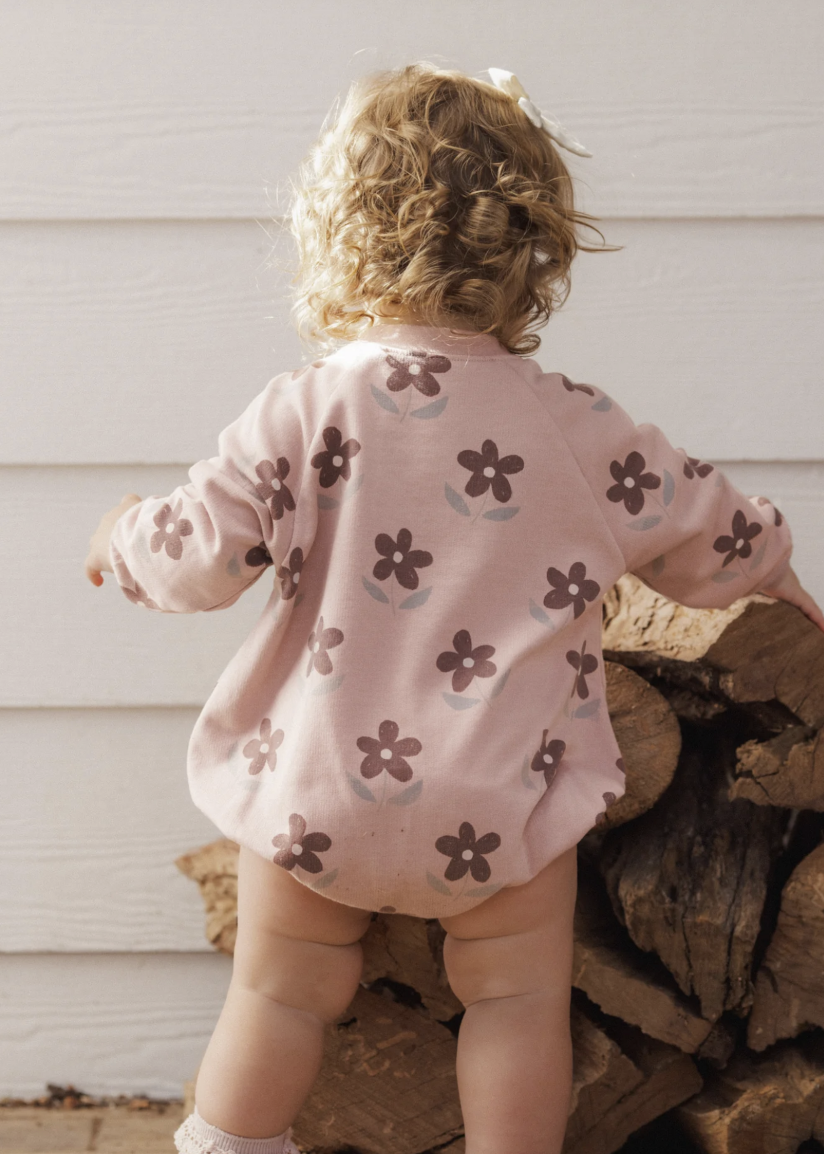 Rylee + Cru LLC CREW NECK ROMPER DAISY ROSEWOOD