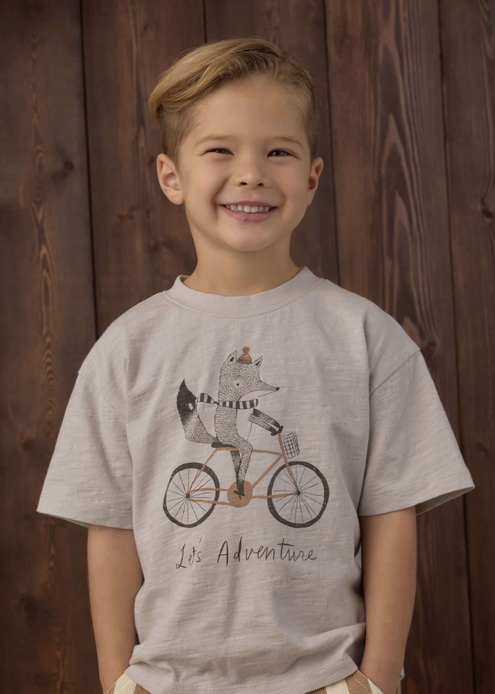 Rylee + Cru LLC RELAXED TEE LETS ADVENTURE FOG