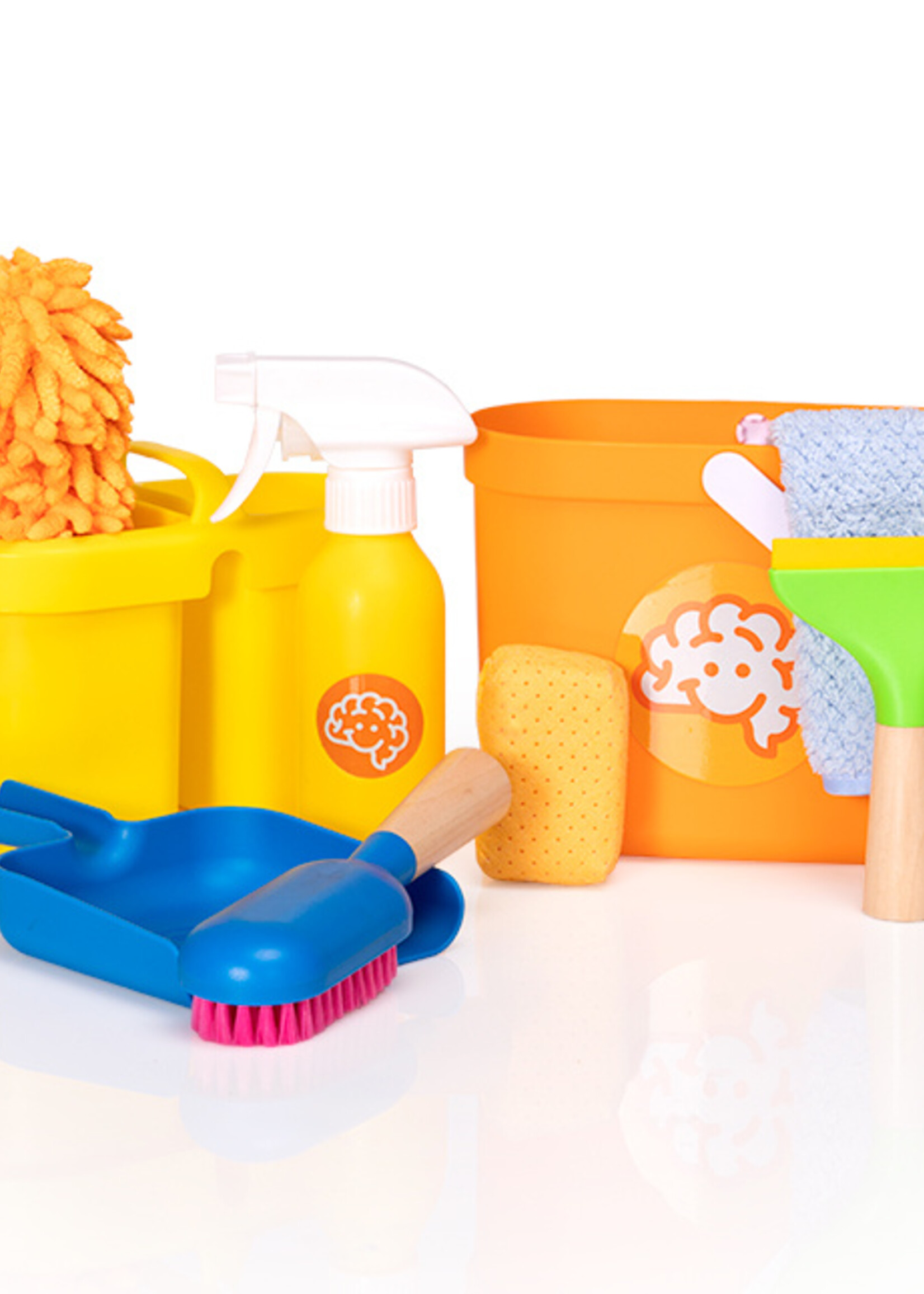 Fat Brain Pretendables Cleaning Kit