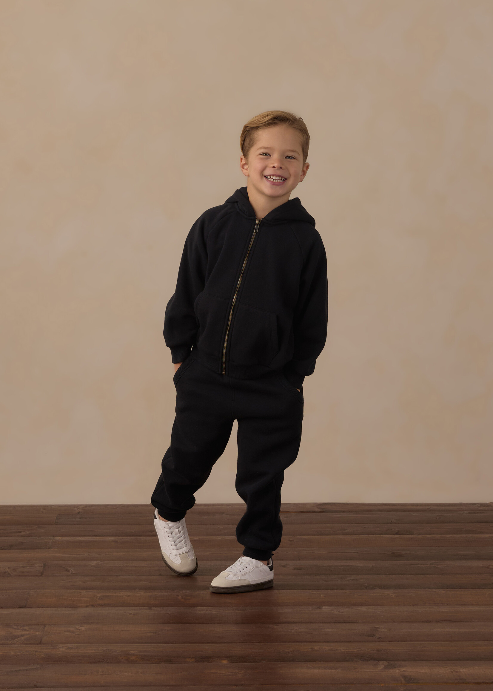 Rylee + Cru LLC TECH HOODIE HEATHERED BLACK