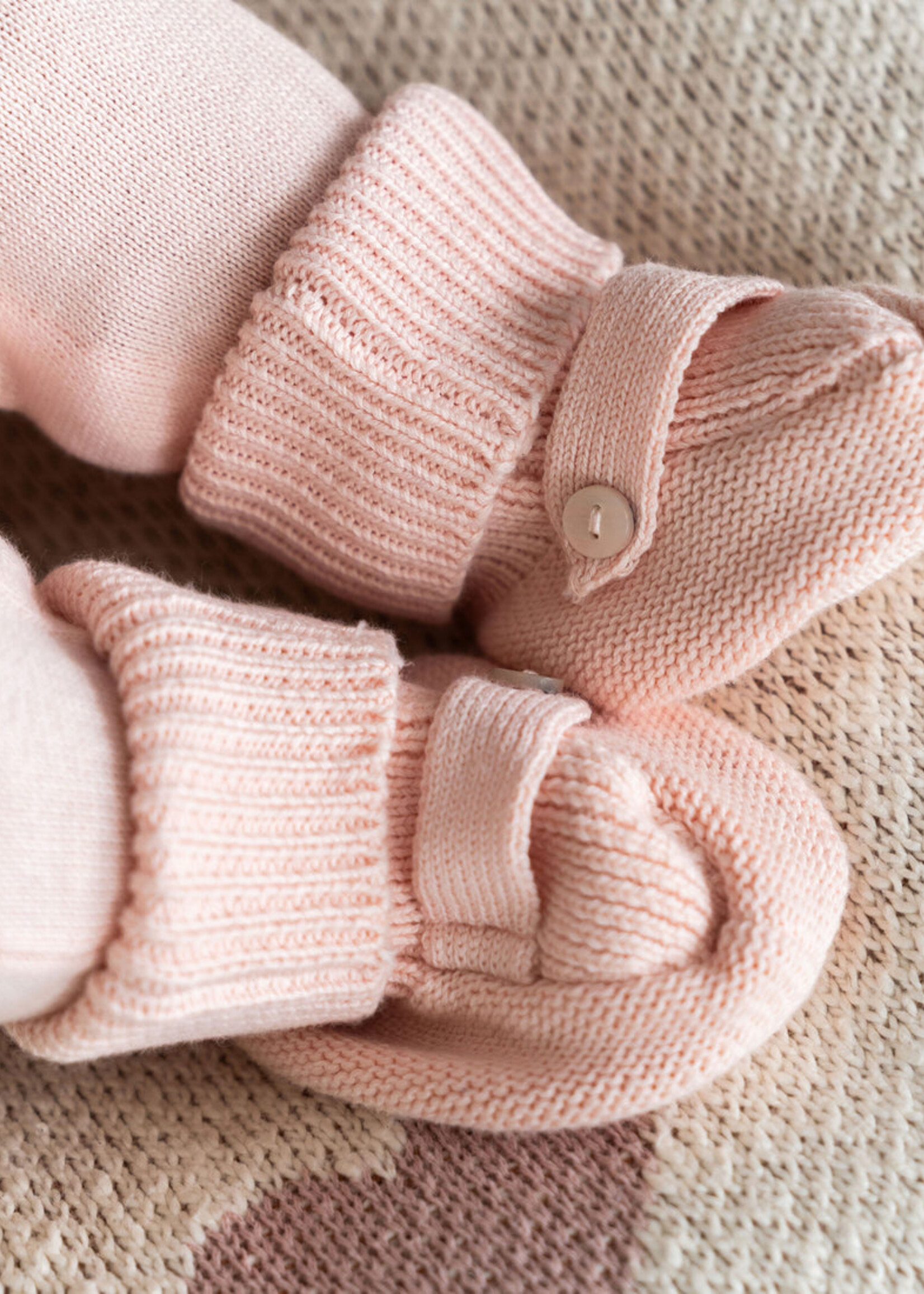 Viverano Milan Knit Cozy Baby Booties Blush