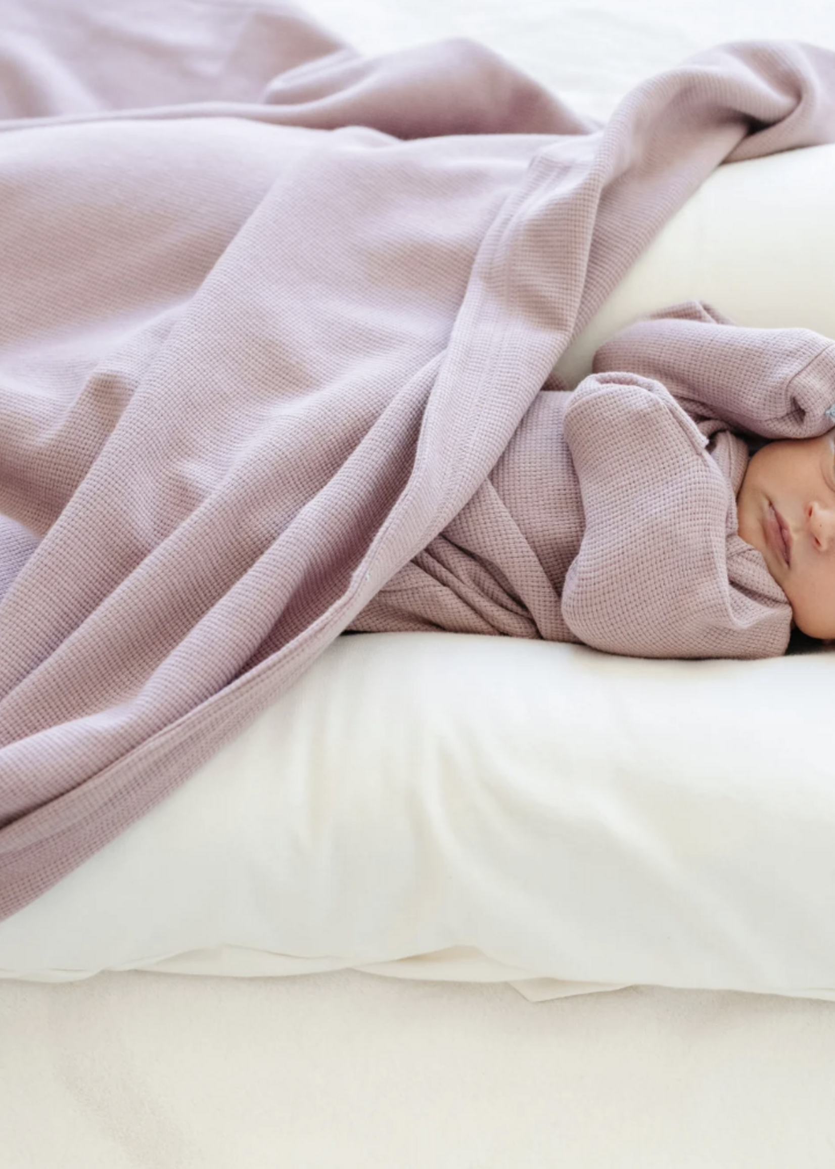 Saranoni Stretchy Waffle Knit Receiving Blankets Mulberry