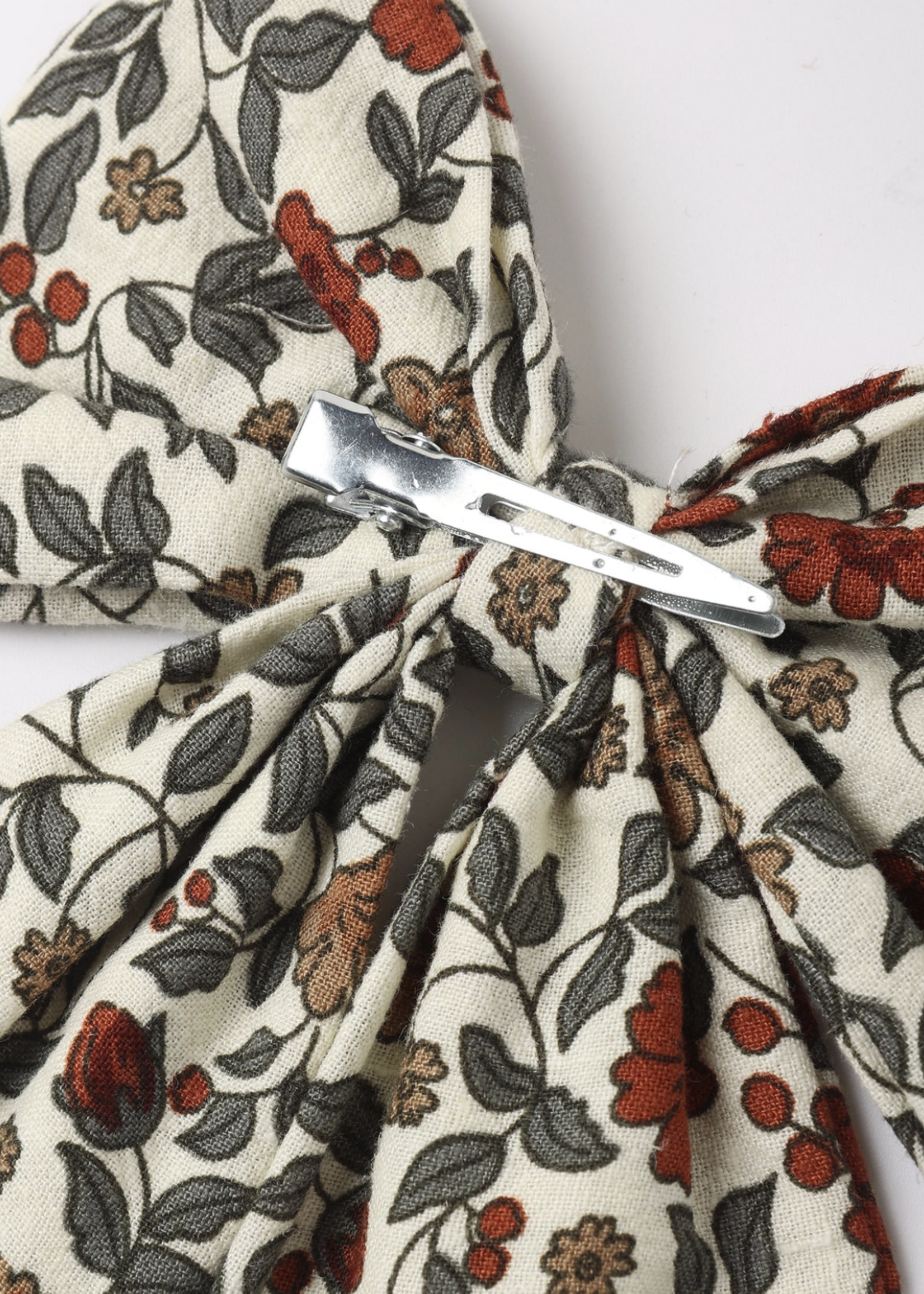 Rylee + Cru LLC OVERSIZED BOW HOLIDAY FLORAL NATURAL