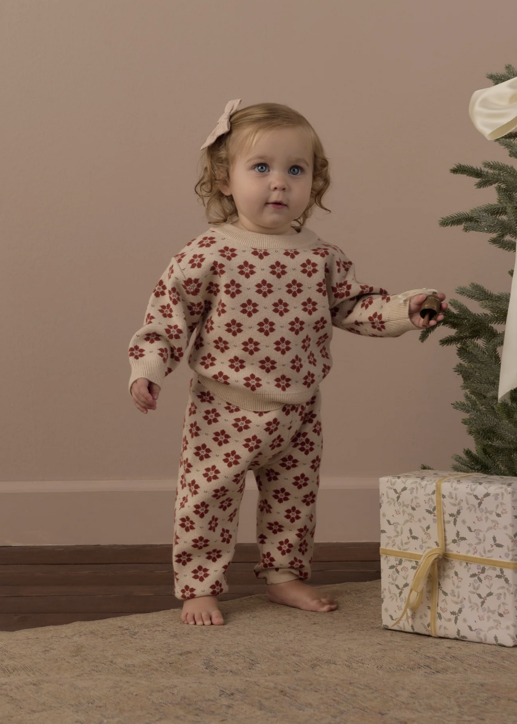 Rylee + Cru LLC KNIT PANT POINSETTIA