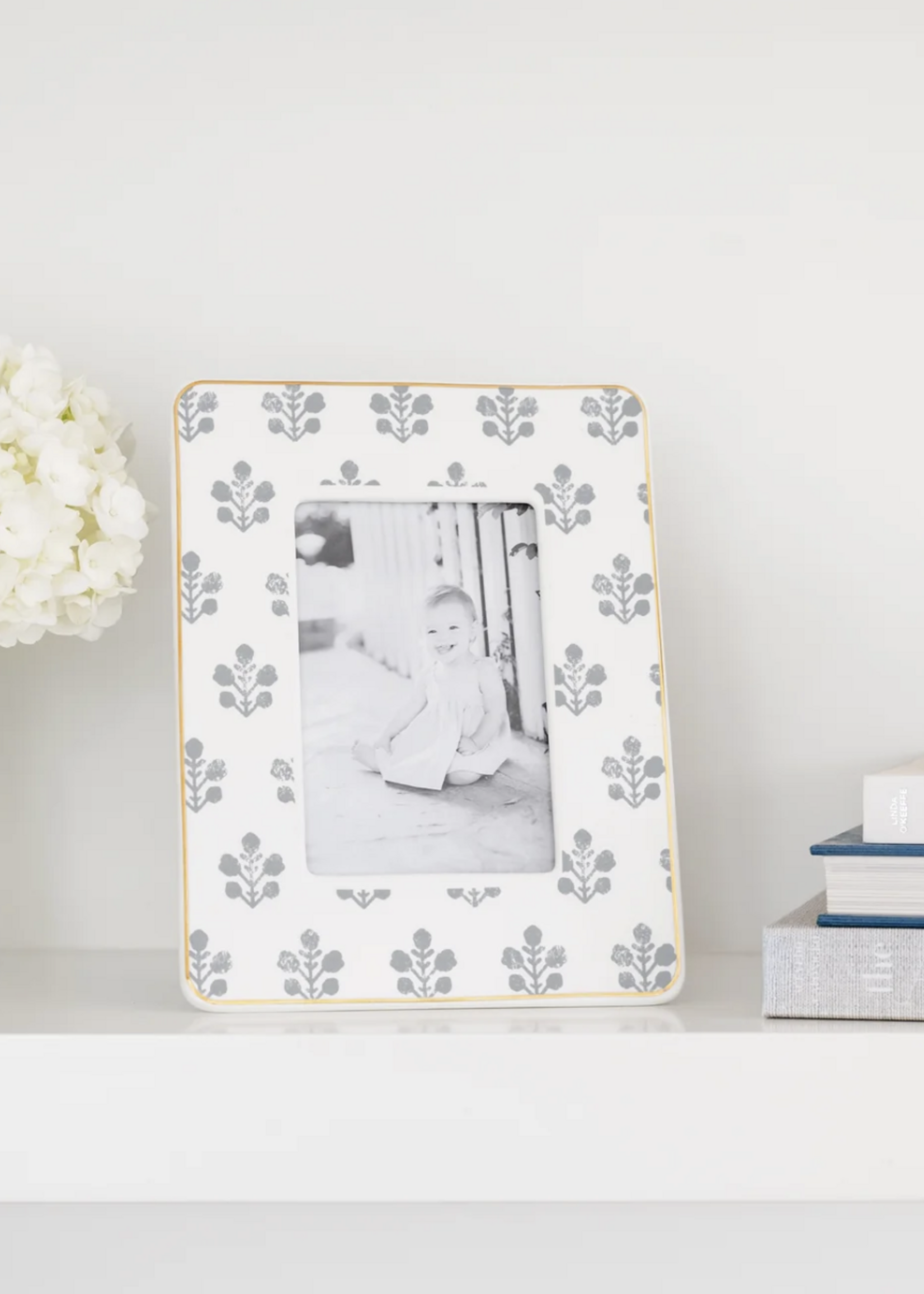 Sugar Paper Slate Floral Picture Frame