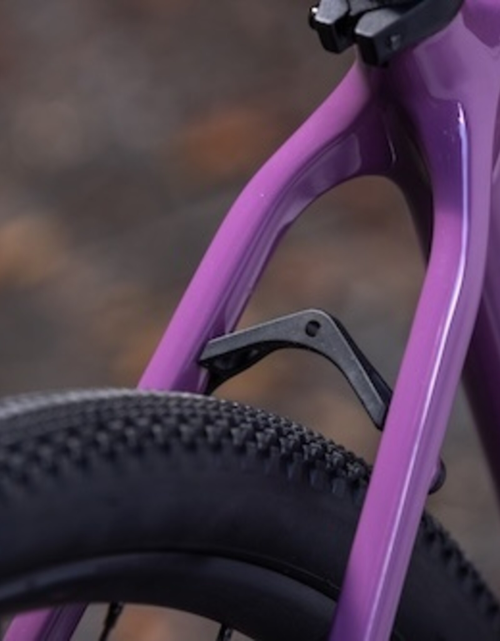 Kona Bicycles Kona Libre CR (B37) Gloss Mauve Carbon Gravel/Adventure Bicycle