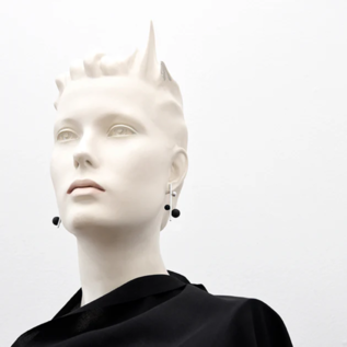 Note Earrings (Sliver Black)