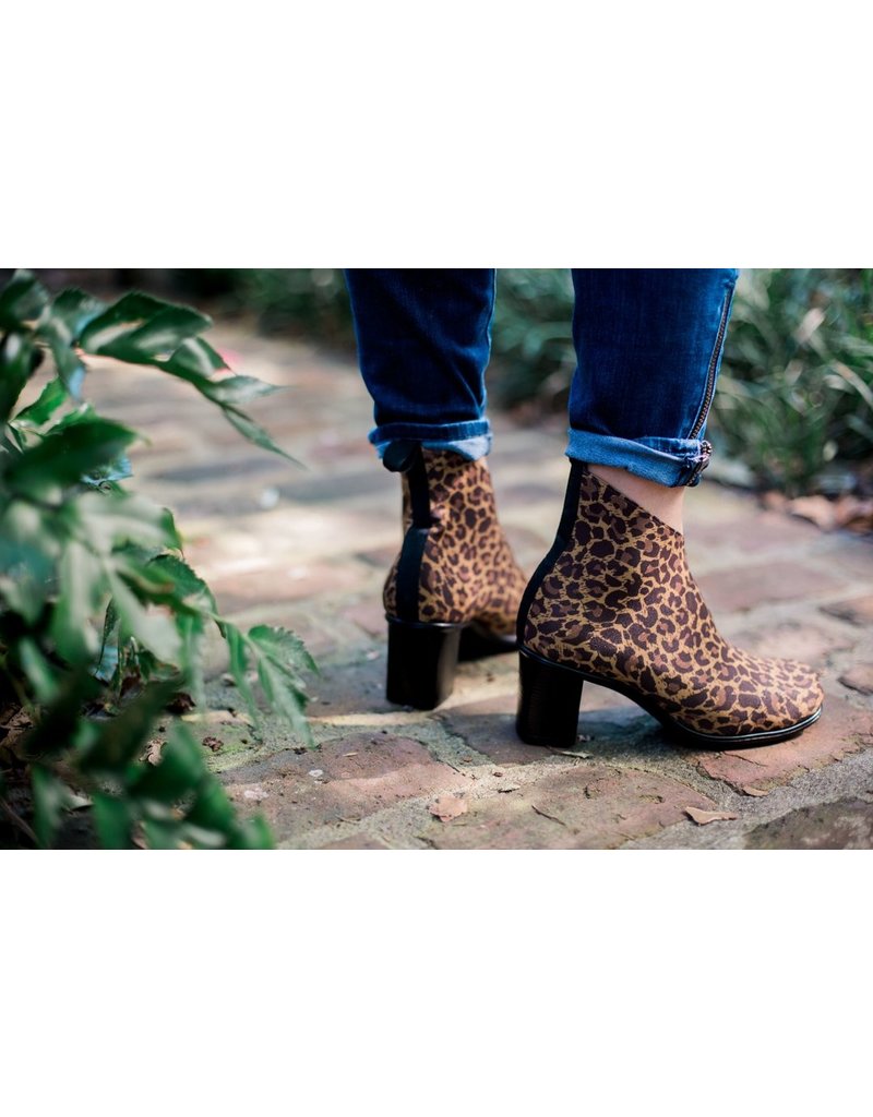 Charleston Shoe Co Telfair Boot Leopard