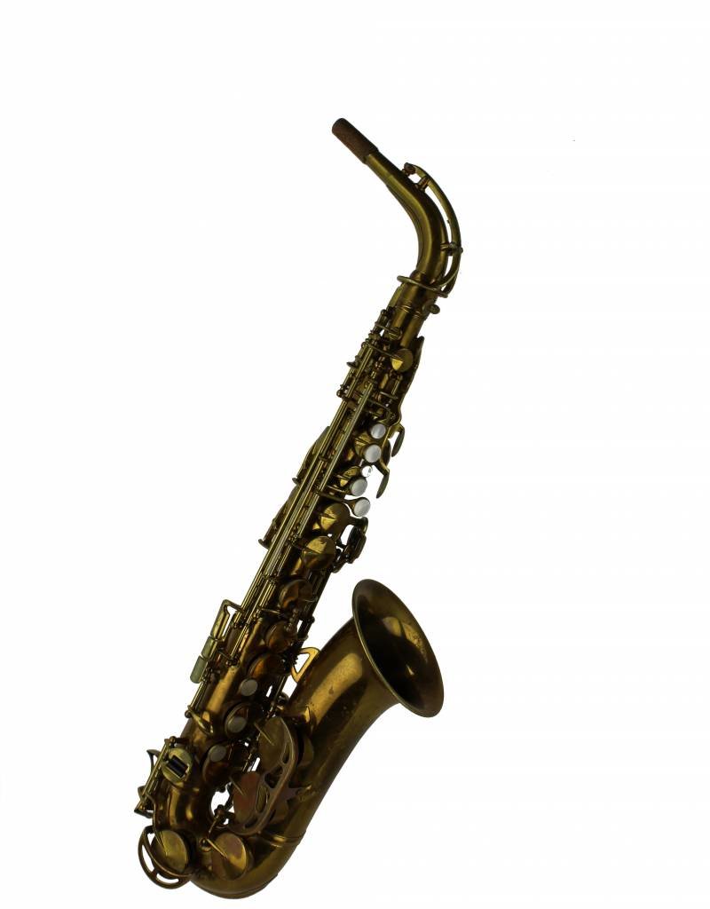 black alto saxophones