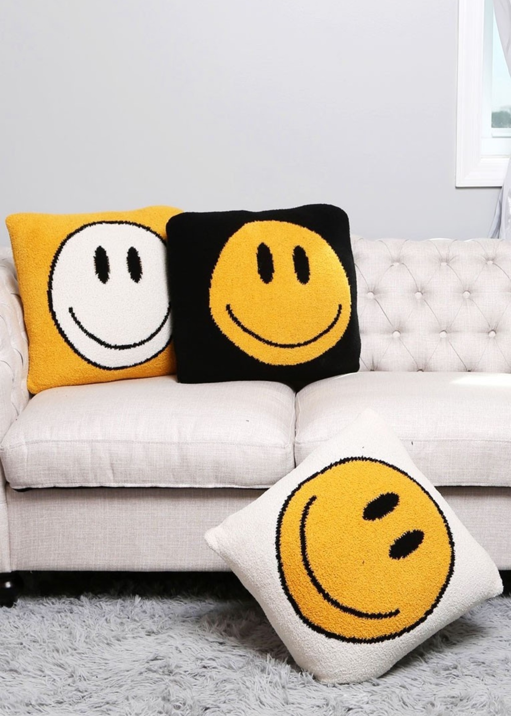 Emoji Blankets And Pillows atelieryuwa.ciao.jp