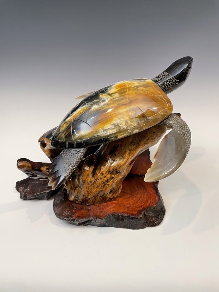 Swimming Turtle -Buffalo Horn Sculpture #121