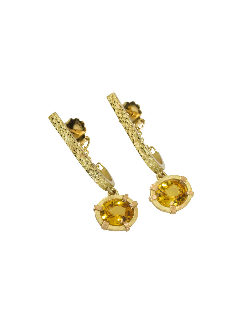 Oval Sapphire Drop Earrings in 18k Yellow Gold