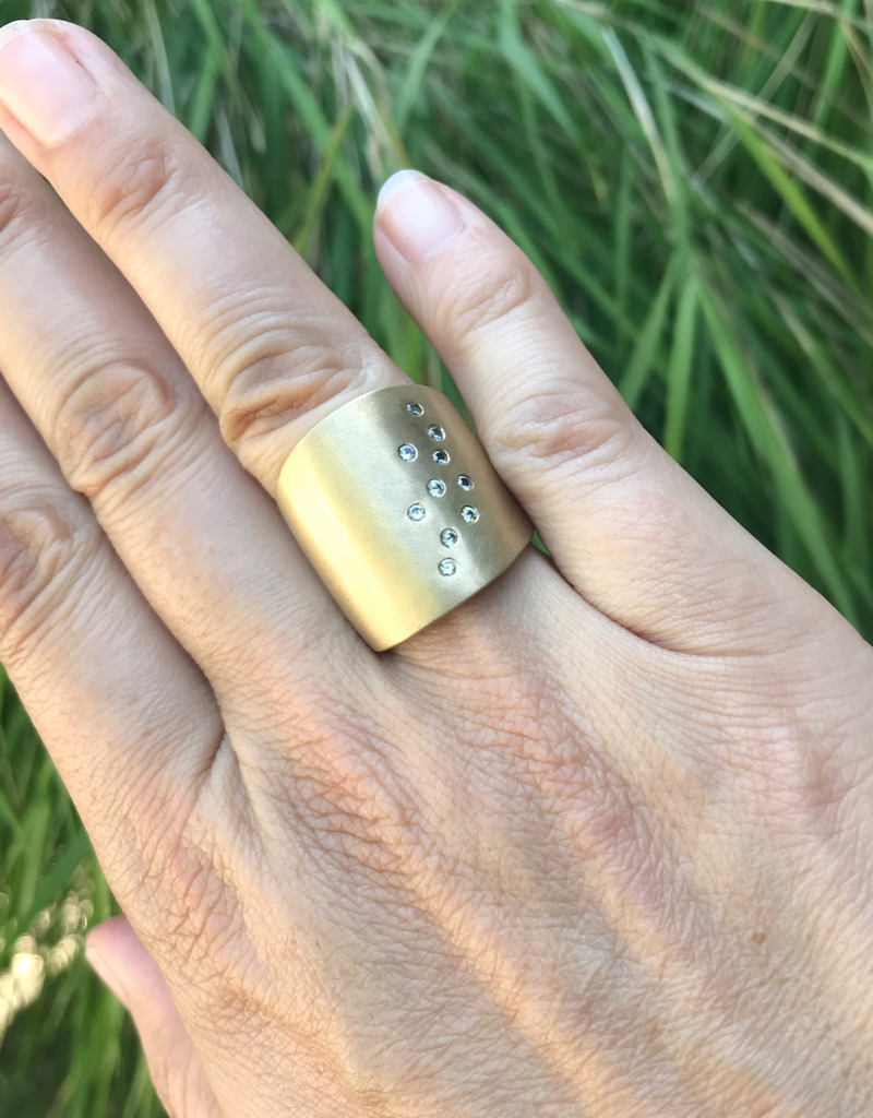 Flat Cuba Ring in Bronze with 10 Yellow Sapphires