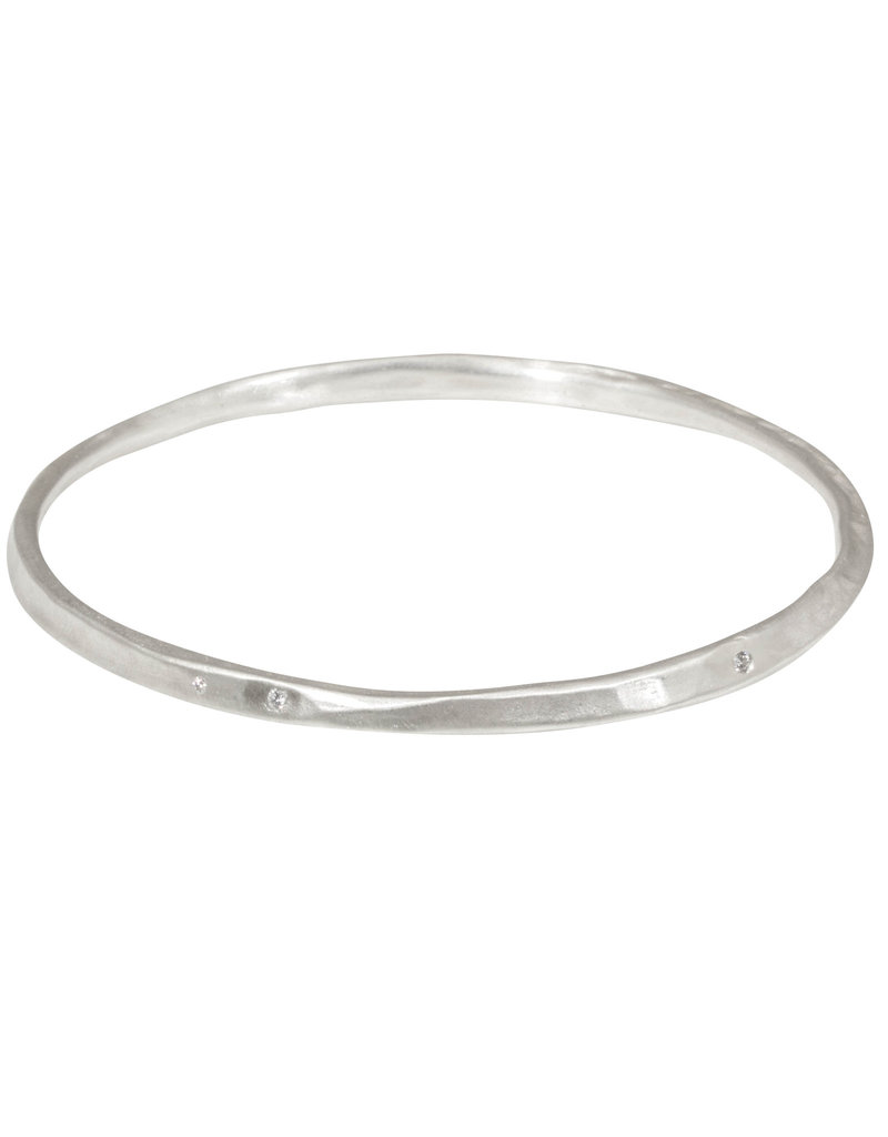 Oval Hammered Twist Bangle with (5) White Diamonds in Brushed Silver