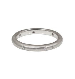 2.5mm Modeled Band in Platinum with White Diamonds