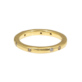 2.5mm x 2.5mm Modeled Band in 18k Yellow Gold with White & Cognac Diamonds